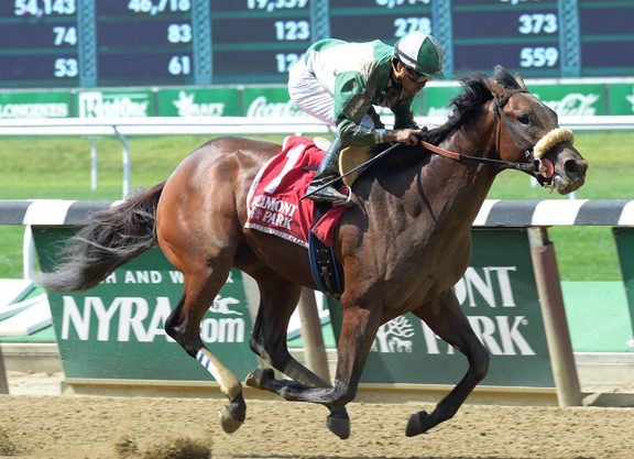 Malibu Moon Broman Homebred Runs to Money in Rockville Center