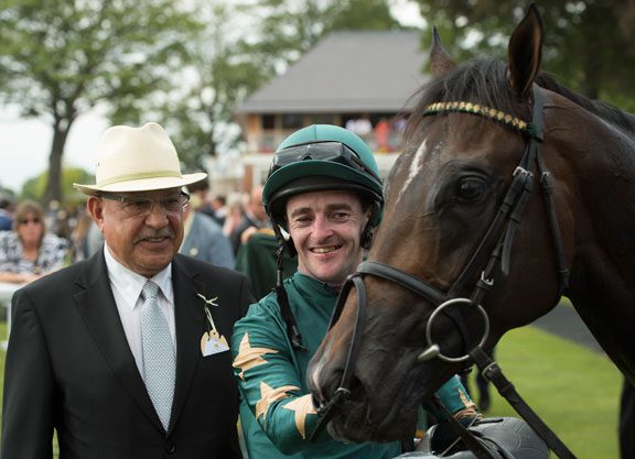 Invincible Spirit Colt Takes the Gimcrack