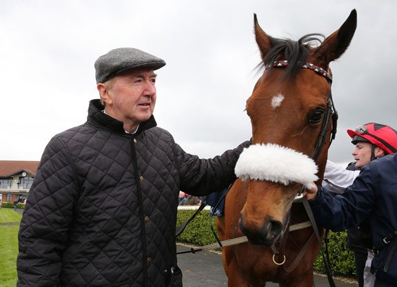 Brooch Has Designs On Curragh Score