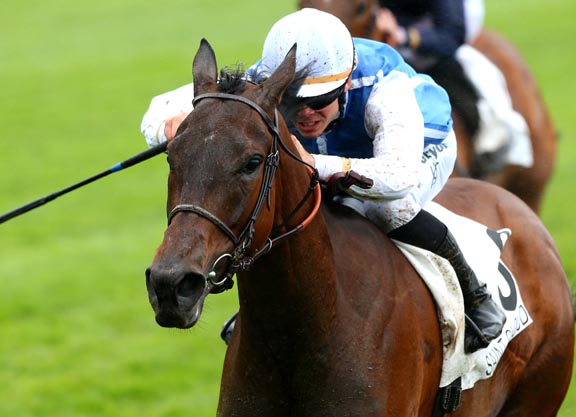 Bawina & Tale of S’Avall Out of BC