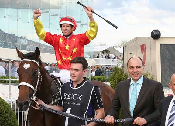 Class prevails as Hinchinbrook’s Press Statement wins Caulfield Guineas