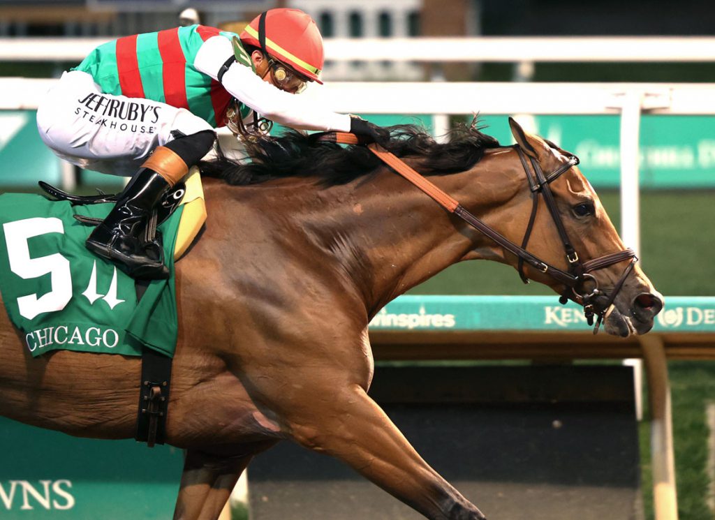 Vahva wins the GIII Chicago Stakes at Churchill