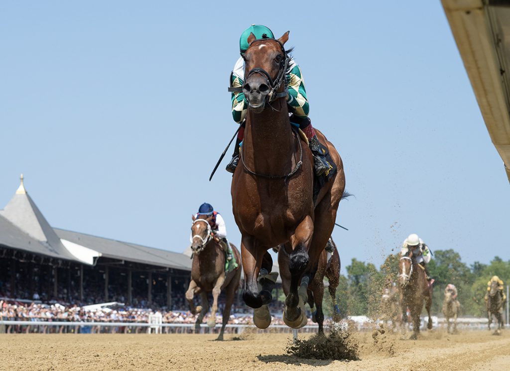 Golden Tornado wins debut at Saratoga