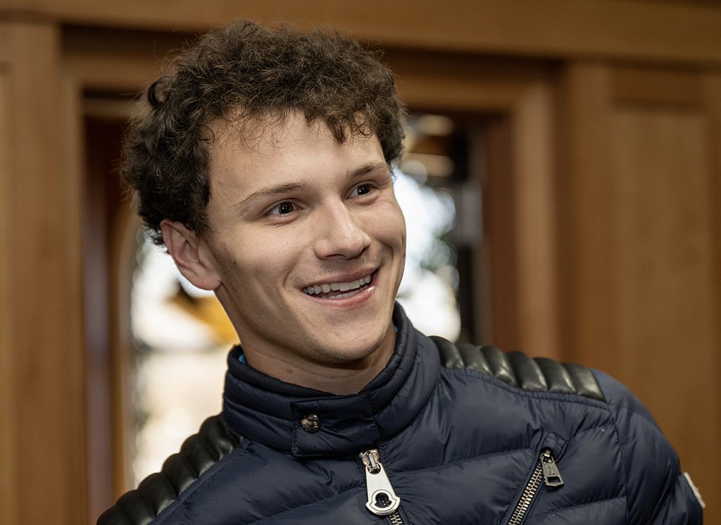 Jes Sikura at Fasig-Tipton