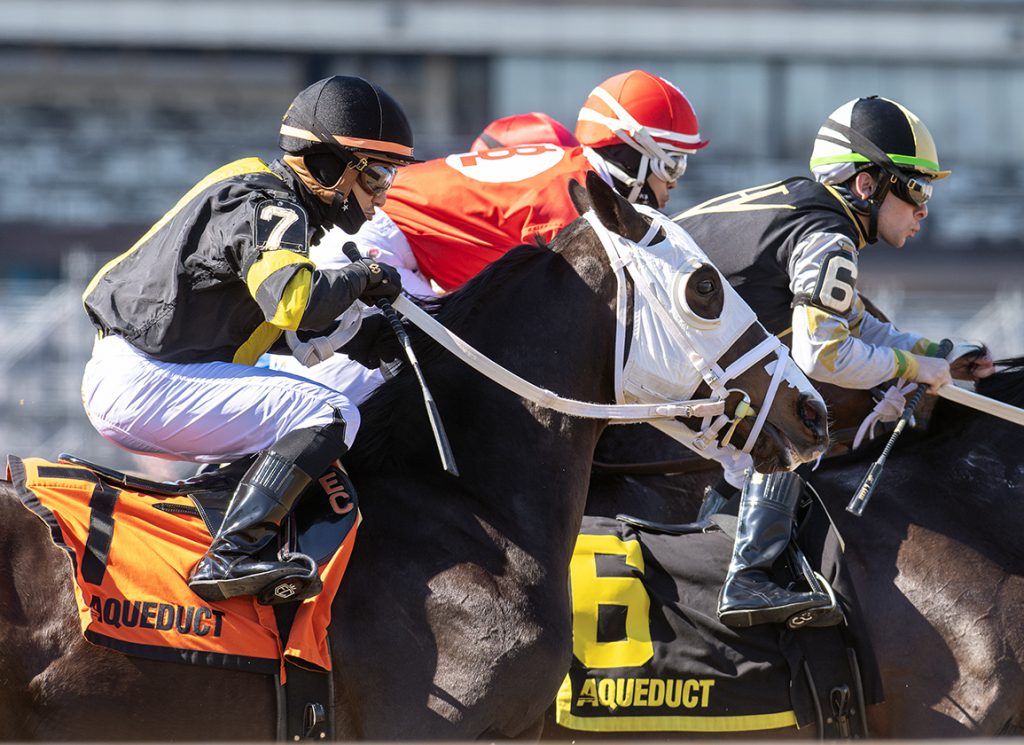 Racing at Aqueduct